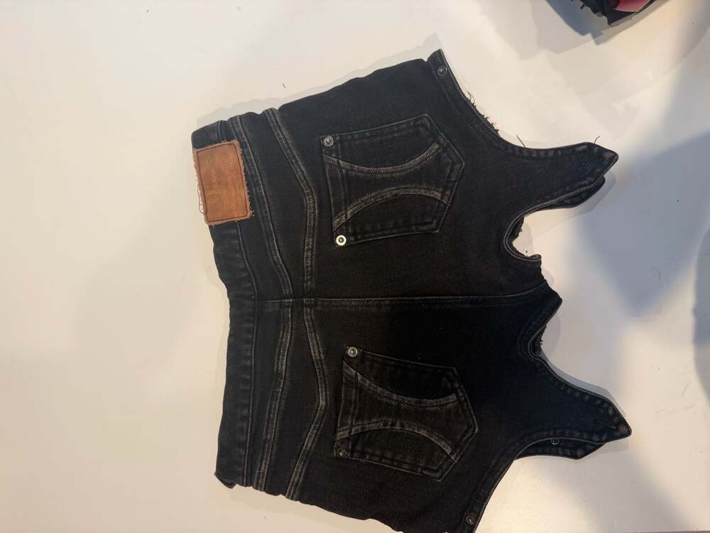 Flowers Birds Market High-Rise Embroidered Studded Denim Shorts - Picture 9 of 11